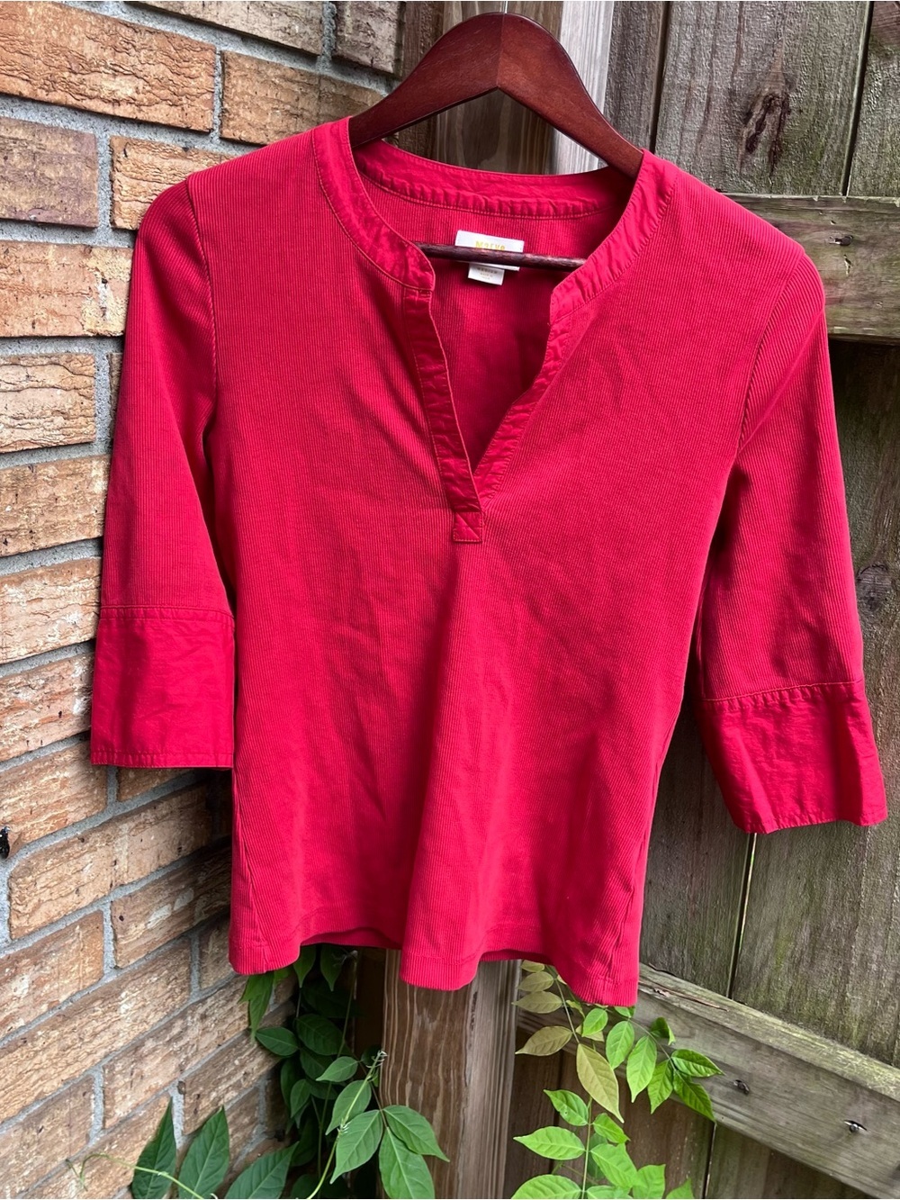 Maeve Red Split-Neck 3/4 Sleeve Blouse
